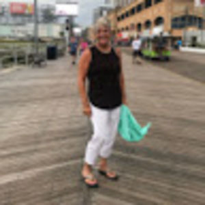 Meet your Posher, Debbie